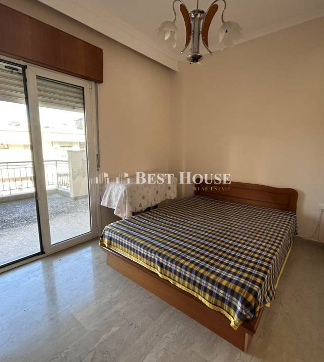 5 Z7129 Nees Photo.jpg